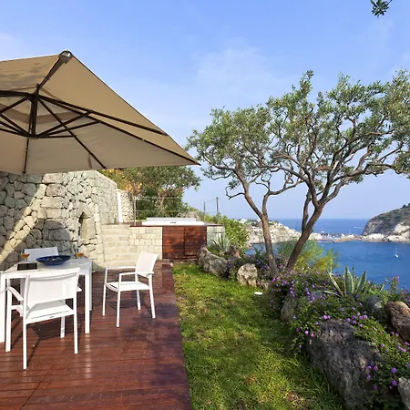 Hotel Costa Del Capitano Seaside 3*