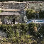 Costa Del Capitano Seaside Hotel