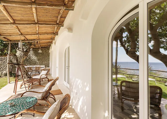 Costa Del Capitano Seaside Hotel 3*