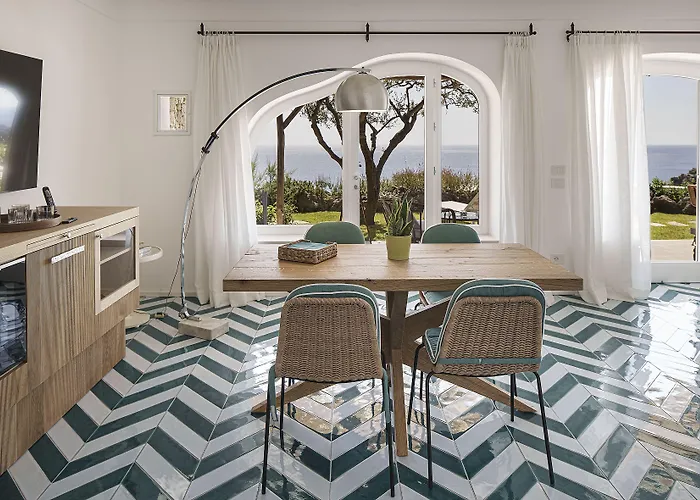 Costa Del Capitano Seaside Hotel 3*